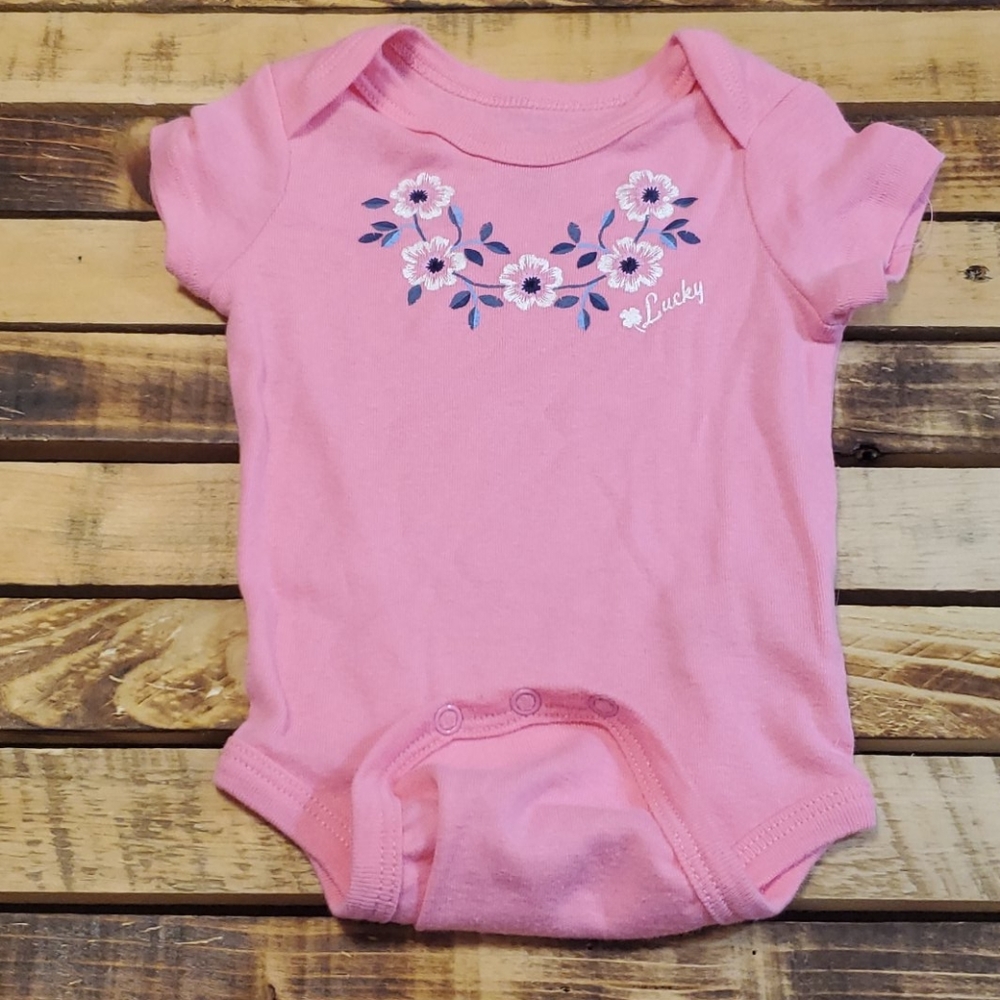 Bundle Of 3 Onesies Size 6-9 Months #A33 - Picture 4 of 8